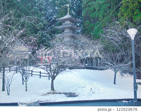 新潟県　冬の酒呑童子神社 122028676