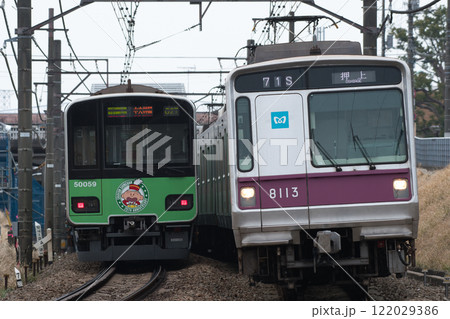 東京メトロ　8000系 122029386