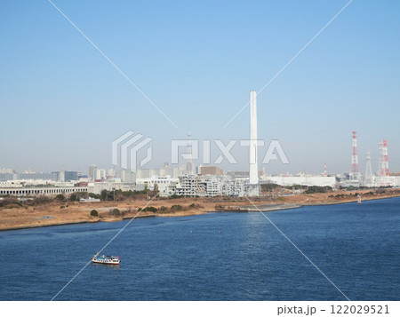 荒川河口橋から見る都市景観|荒川 荒川河口橋から見る都市景観|荒川 122029521