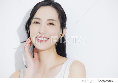 若い女性のポートレート 若い女性のポートレート 122029631