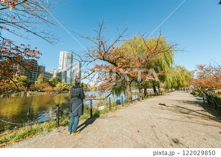 View of Ueno park 122029850