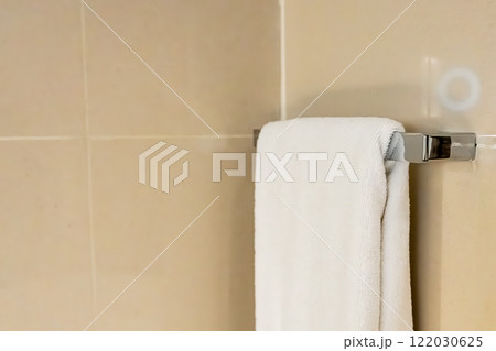 Towel hanging bathroom Towel hanging bathroom 122030625