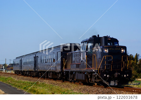 DE10形＋50系客車　快速ゆふいん（久大本線：田主丸～筑後吉井） 122031678