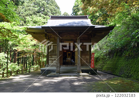 大岩山日石寺の愛染堂(富山県上市町) 大岩山日石寺の愛染堂(富山県上市町) 122032183