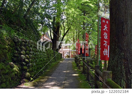 大岩山日石寺(富山県上市町) 大岩山日石寺(富山県上市町) 122032184
