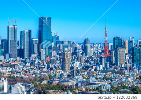 日本の東京都市景観 東京シティビュー。麻布台ヒルズや東京タワーなどを望む 122032869