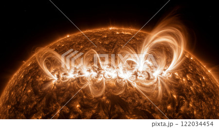 炎のアーチを描く太陽フレア 122034454