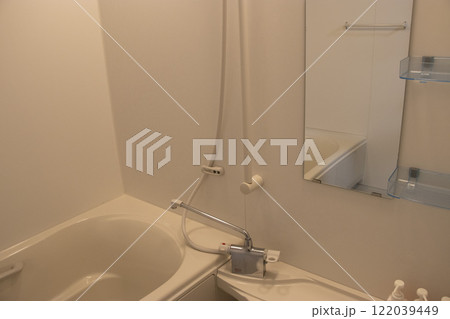 浴室 122039449