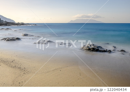 屋久島最大の海亀産卵地　永田いなか浜(冬 122040434