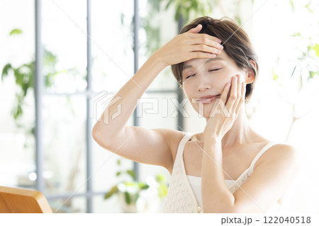 ビューティーイメージ 女性のポートレート ビューティーイメージ 女性のポートレート 122040518