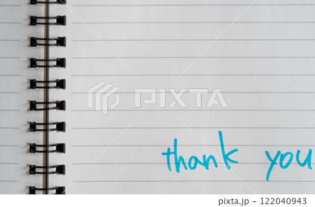 ノートに書いてある「thank you」 122040943