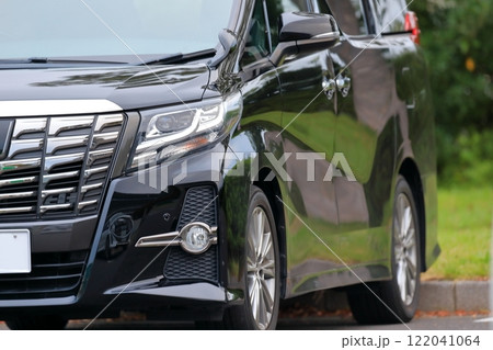 車のヘッドライト　イメージ 122041064