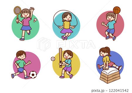 運動会やサッカーをする子供のイラストセット 122041542