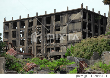 世界遺産・軍艦島（端島）《長崎》 122043121