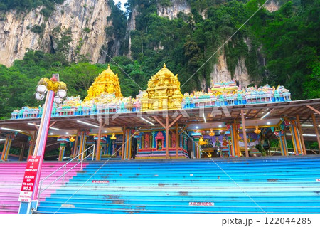 ムルガン神が護るヒンドゥー教の聖地、バトゥ洞窟・Batu Caves ムルガン神が護るヒンドゥー教の聖地、バトゥ洞窟・Batu Caves 122044285