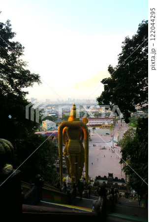ムルガン神が護るヒンドゥー教の聖地、バトゥ洞窟・Batu Caves ムルガン神が護るヒンドゥー教の聖地、バトゥ洞窟・Batu Caves 122044295