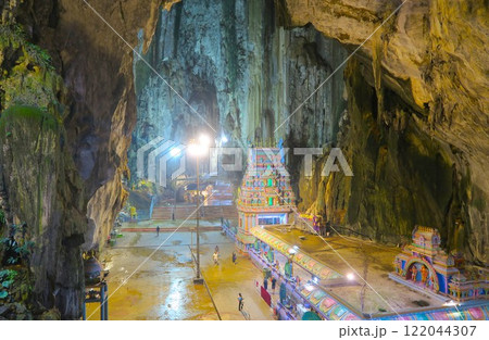ムルガン神が護るヒンドゥー教の聖地、バトゥ洞窟・Batu Caves ムルガン神が護るヒンドゥー教の聖地、バトゥ洞窟・Batu Caves 122044307