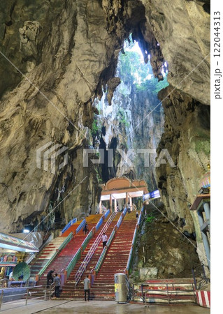 ムルガン神が護るヒンドゥー教の聖地、バトゥ洞窟・Batu Caves ムルガン神が護るヒンドゥー教の聖地、バトゥ洞窟・Batu Caves 122044313