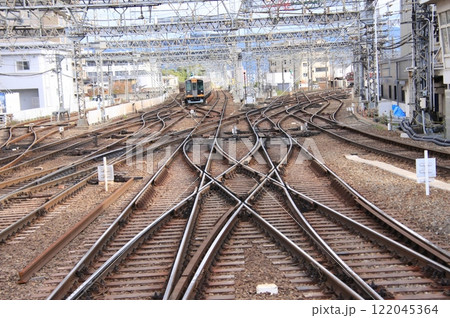 奈良県の鉄道撮影スポット　日本一の平面交差の近鉄大和西大寺駅 122045364
