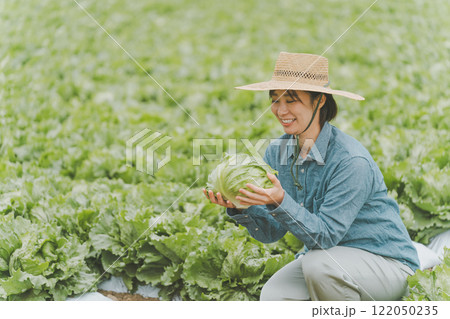 レタス農家 122050235