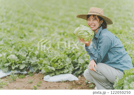 レタス農家 122050250