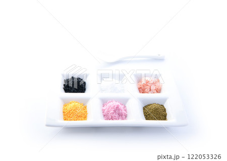 色んな種類のお塩( 梅塩 柚子塩 ピンク岩塩 炭塩 抹茶塩 粗塩 ) 色んな種類のお塩( 梅塩 柚子塩 ピンク岩塩 炭塩 抹茶塩 粗塩 ) 122053326