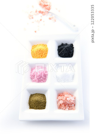 色んな種類のお塩（ 梅塩 柚子塩 ピンク岩塩 炭塩 抹茶塩 粗塩 ） 122053335