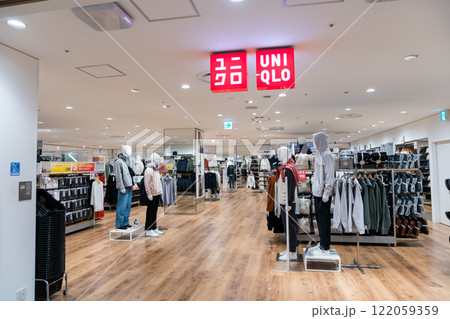 ユニクロ　ミッテン府中店　ファッション　東京都府中市宮町 122059359