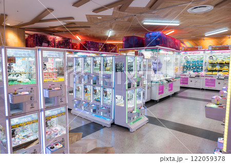 プラサカプコン（PLAZA CAPCOM）ミッテン府中店　広大なゲームセンター　東京都府中市宮町 122059378