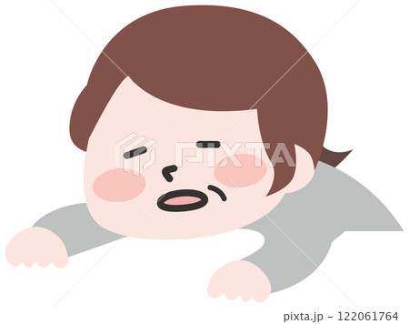 ぐったりしているシニア女性 ぐったりしているシニア女性 122061764