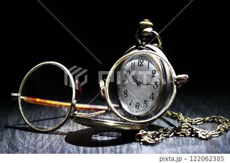 Watch And Glasses 122062385