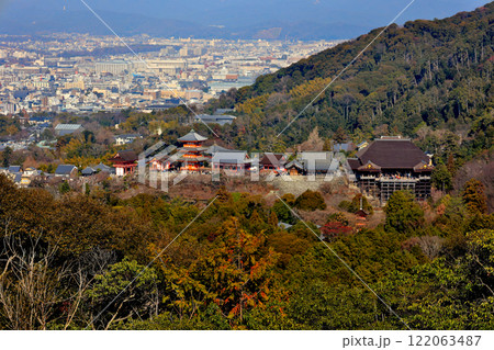 阿弥陀ヶ峰より清水寺を望む 122063487