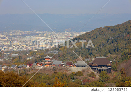 阿弥陀ヶ峰より清水寺を望む 122063733