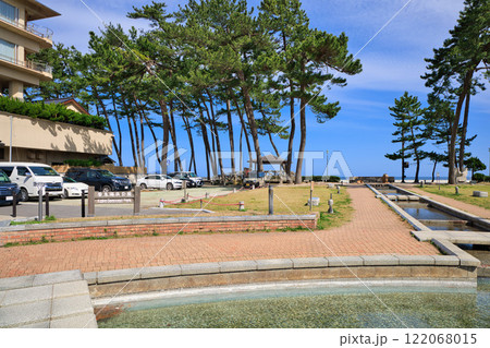 〈鳥取県〉皆生海浜公園 皆生の海の見える公園 3月 〈鳥取県〉皆生海浜公園 皆生の海の見える公園 3月 122068015