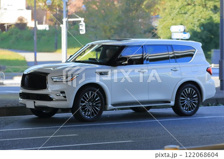 高級SUV　イメージ 122068604