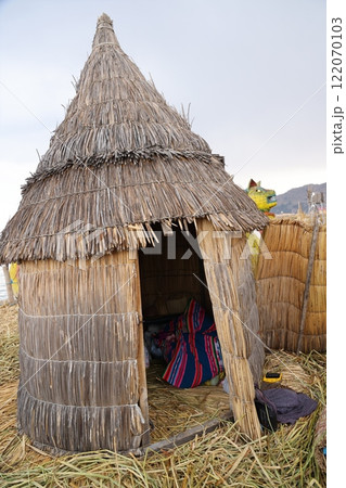 【ペルー】チチカカ湖水上都市 122070103