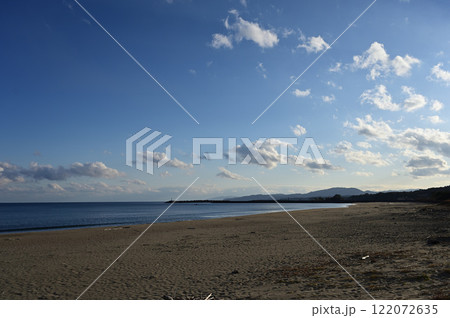 砂浜と海がどこまでも続く入野海岸 砂浜と海がどこまでも続く入野海岸 122072635