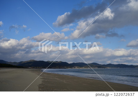 砂浜と海がどこまでも続く入野海岸 砂浜と海がどこまでも続く入野海岸 122072637