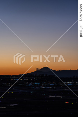 羽田空港の夕景 羽田空港の夕景 122073599