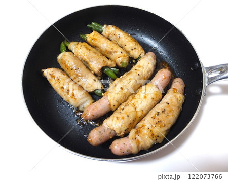 家庭料理の肉巻き 122073766