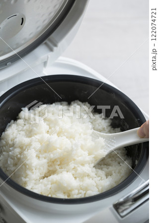 炊き立てご飯 炊飯器 炊き立てご飯 炊飯器 122074721