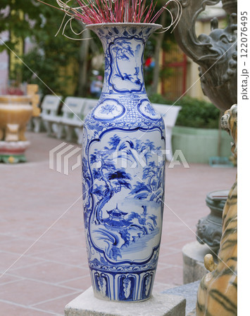 Traditional ceramic incense burner 122076495