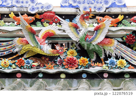 Decoration of a Vietnamese temple Decoration of a Vietnamese temple 122076519