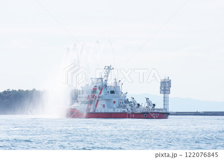 出初式の消防艇 122076845