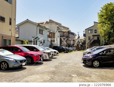 未舗装の駐車場 未舗装の駐車場 122076966
