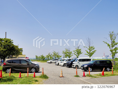 未舗装の駐車場 未舗装の駐車場 122076967