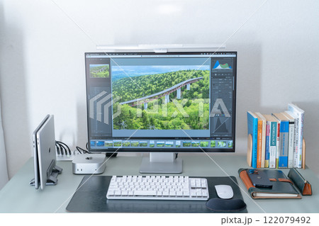 イメージクリエータデスクイメージ　 122079492