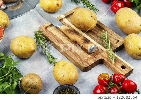 Freshly harvested potatoes. Freshly harvested potatoes. 122082354
