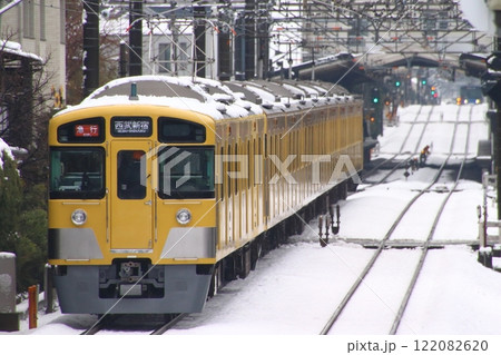 ［SS］冬の西武新宿線2000系電車（急行-10両編成） 122082620
