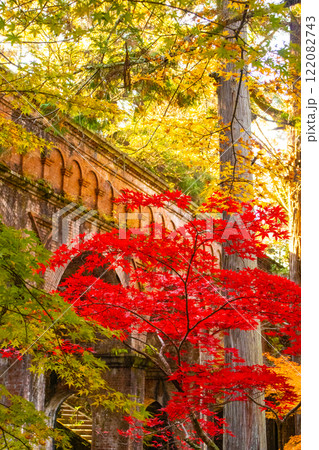 【京都風景】南禅寺 落ち着いた風情のある紅葉 【京都風景】南禅寺 落ち着いた風情のある紅葉 122082743